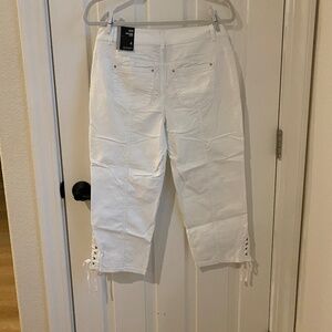 Style & Co. Capri's, Size 4
